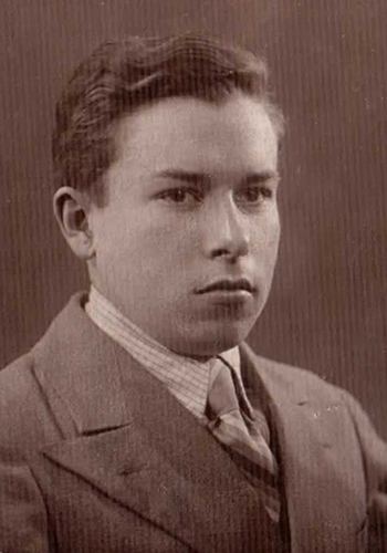 Синёв Иннокентий Васильевич