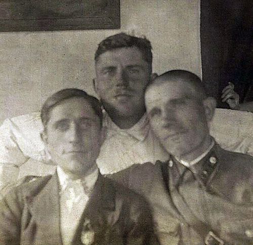 Антоновы  Михаил Иванович и Леонид Иванович, Ставропольцев Иван