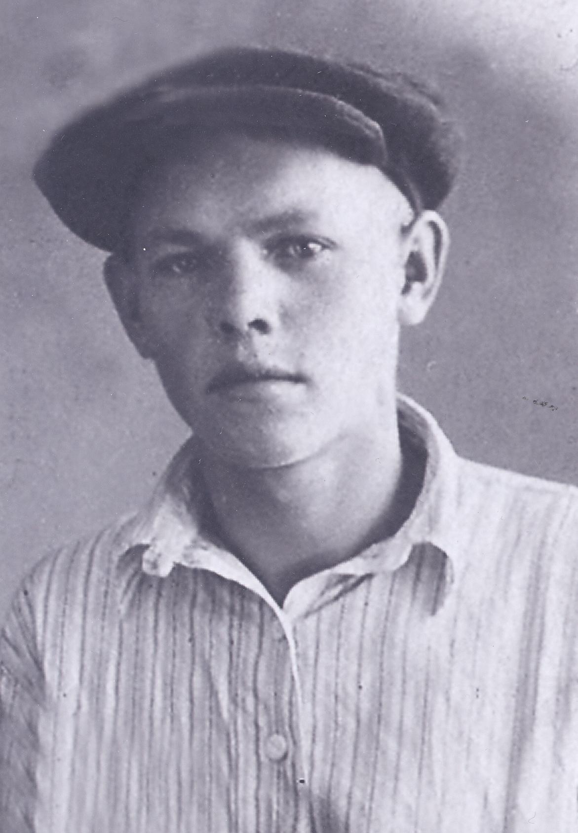 Ястребов Геннадий Петрович