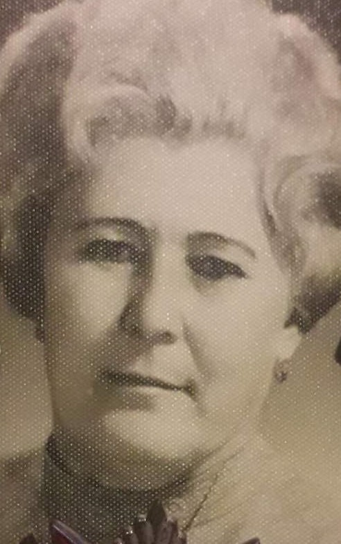 Костомарова (Сечина) Нина Петровна