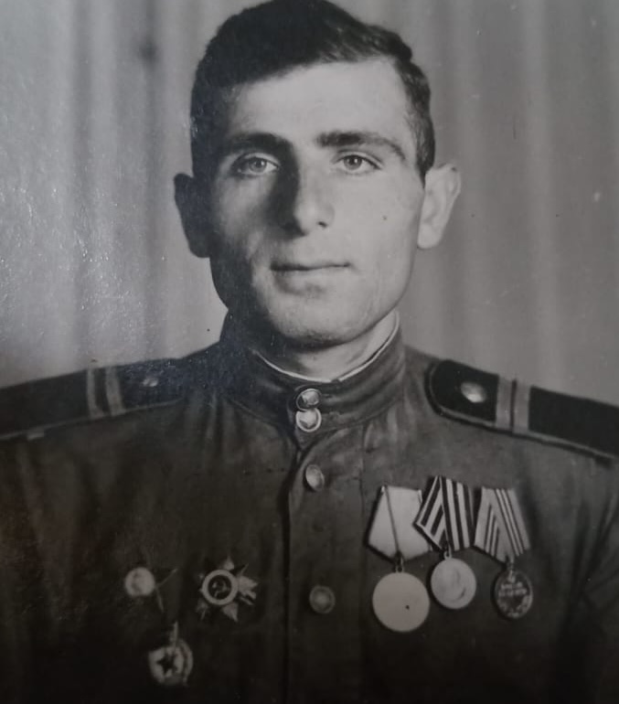 Саакян Багатур Амбарцумович