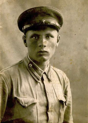 Слюсарь Петр Евдокимович