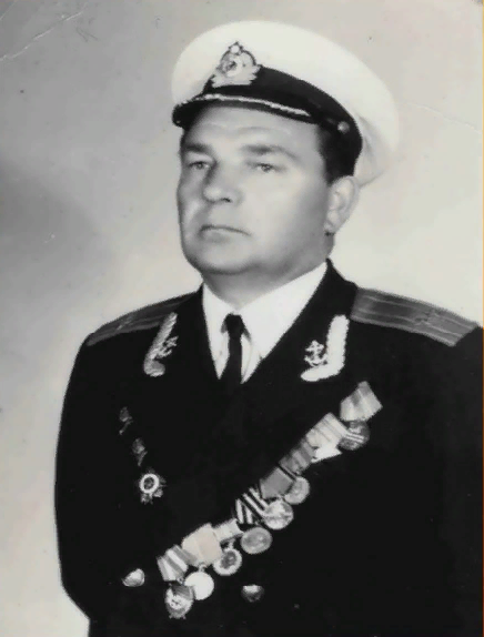 Овчинников Михаил Егорович